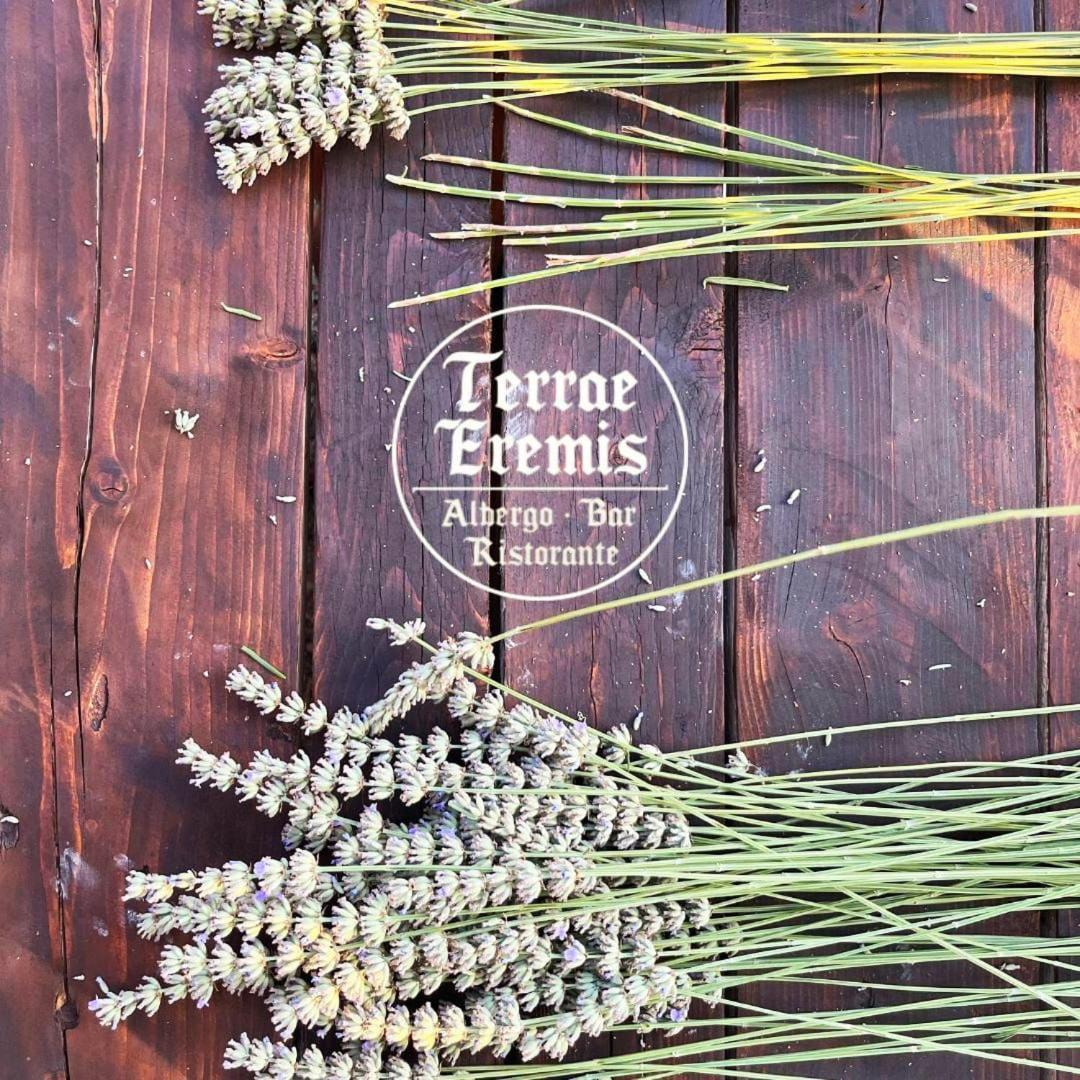Terrae Eremis: Ristorante, Bar, B&B Roccamorice エクステリア 写真
